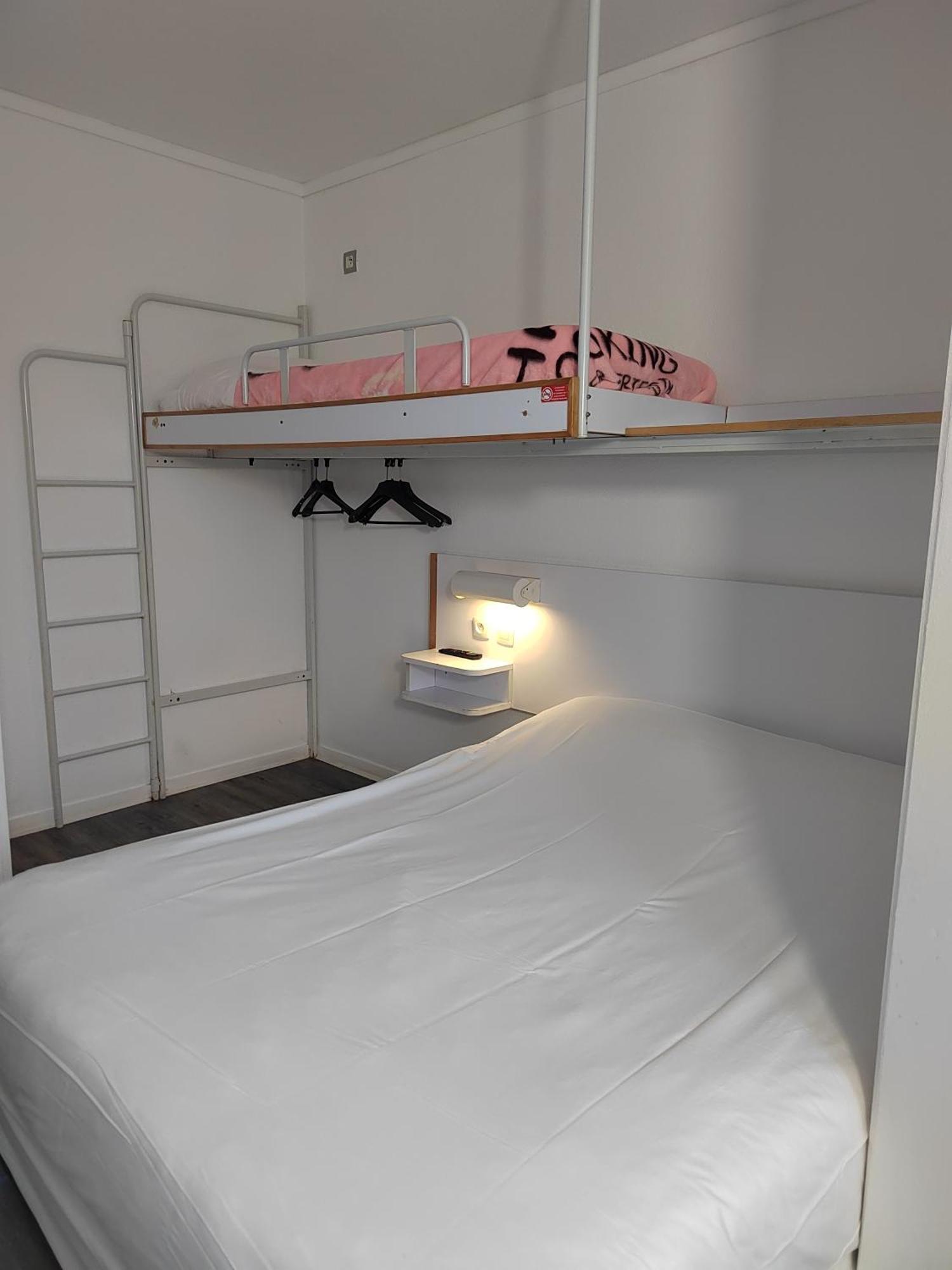 Alpha Hotel Bouafle 외부 사진