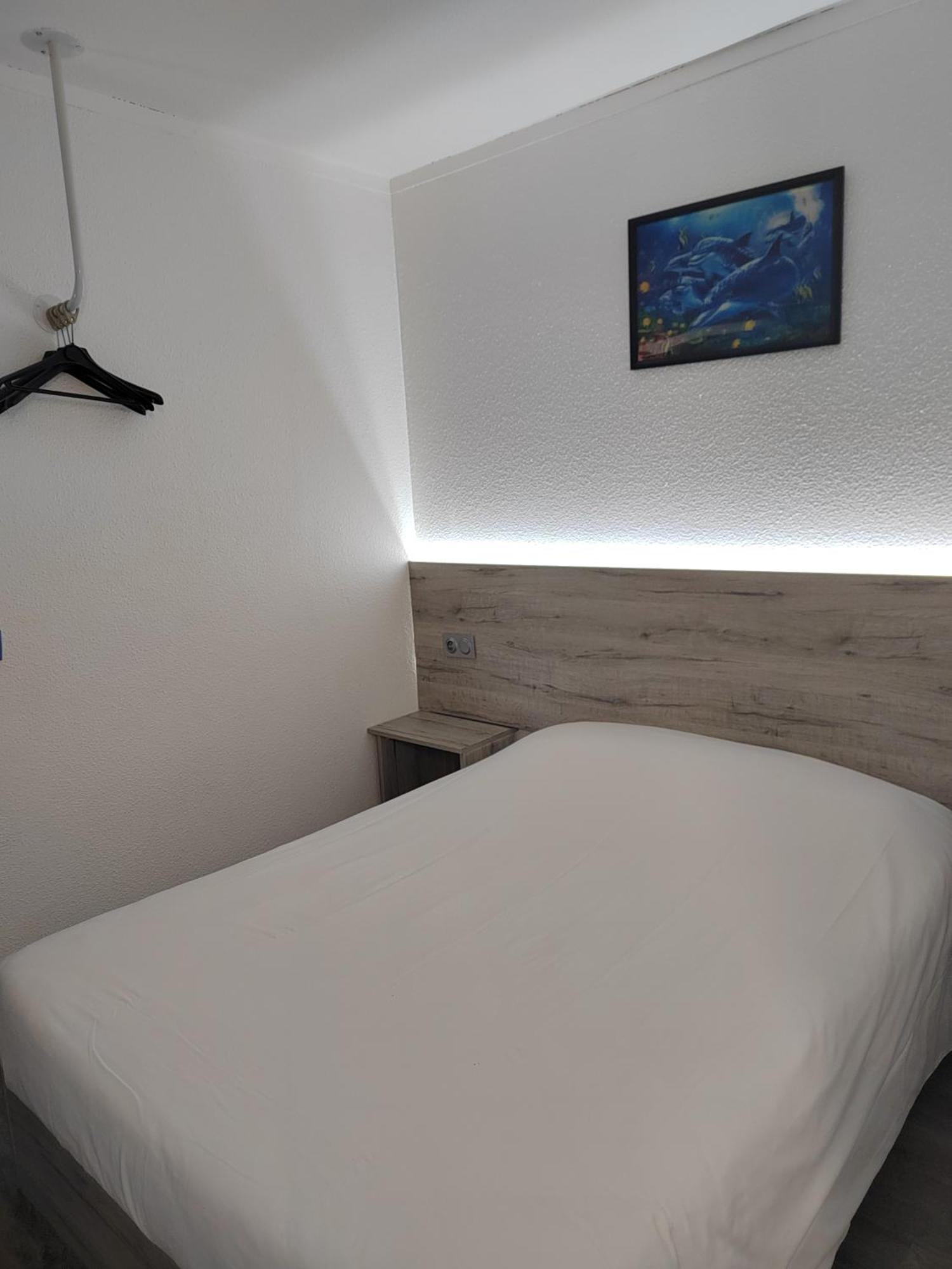 Alpha Hotel Bouafle 외부 사진