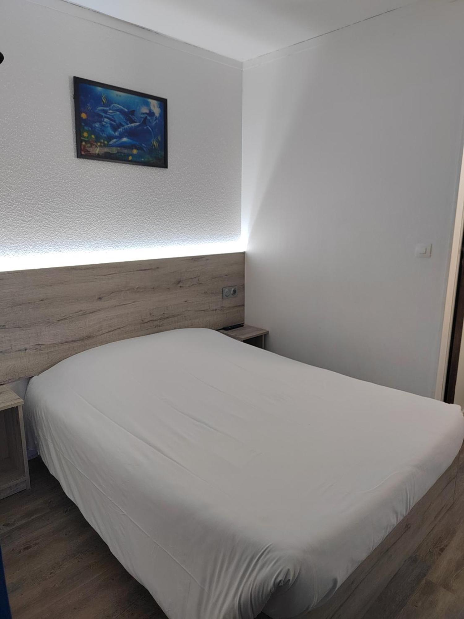 Alpha Hotel Bouafle 외부 사진