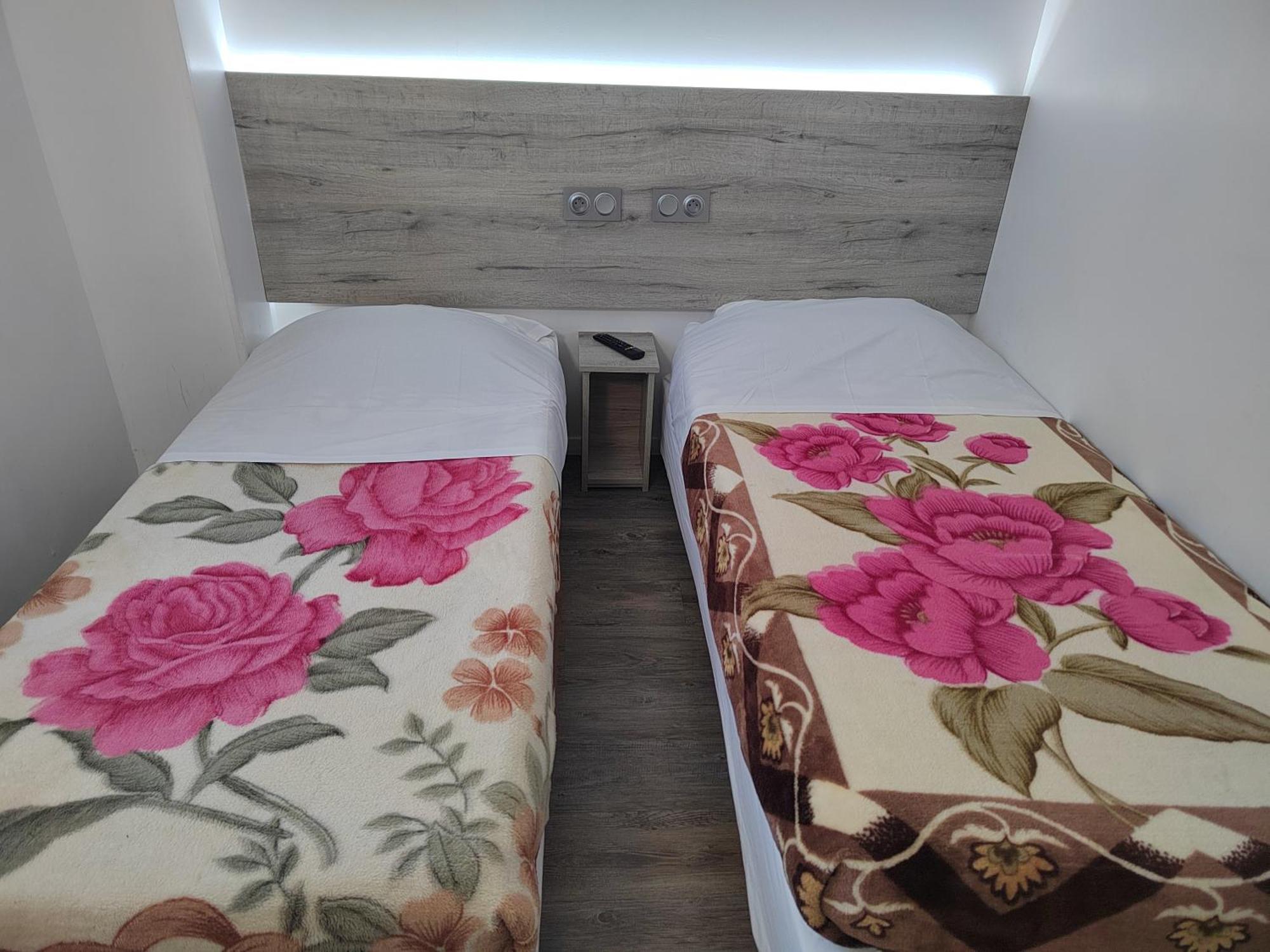 Alpha Hotel Bouafle 외부 사진