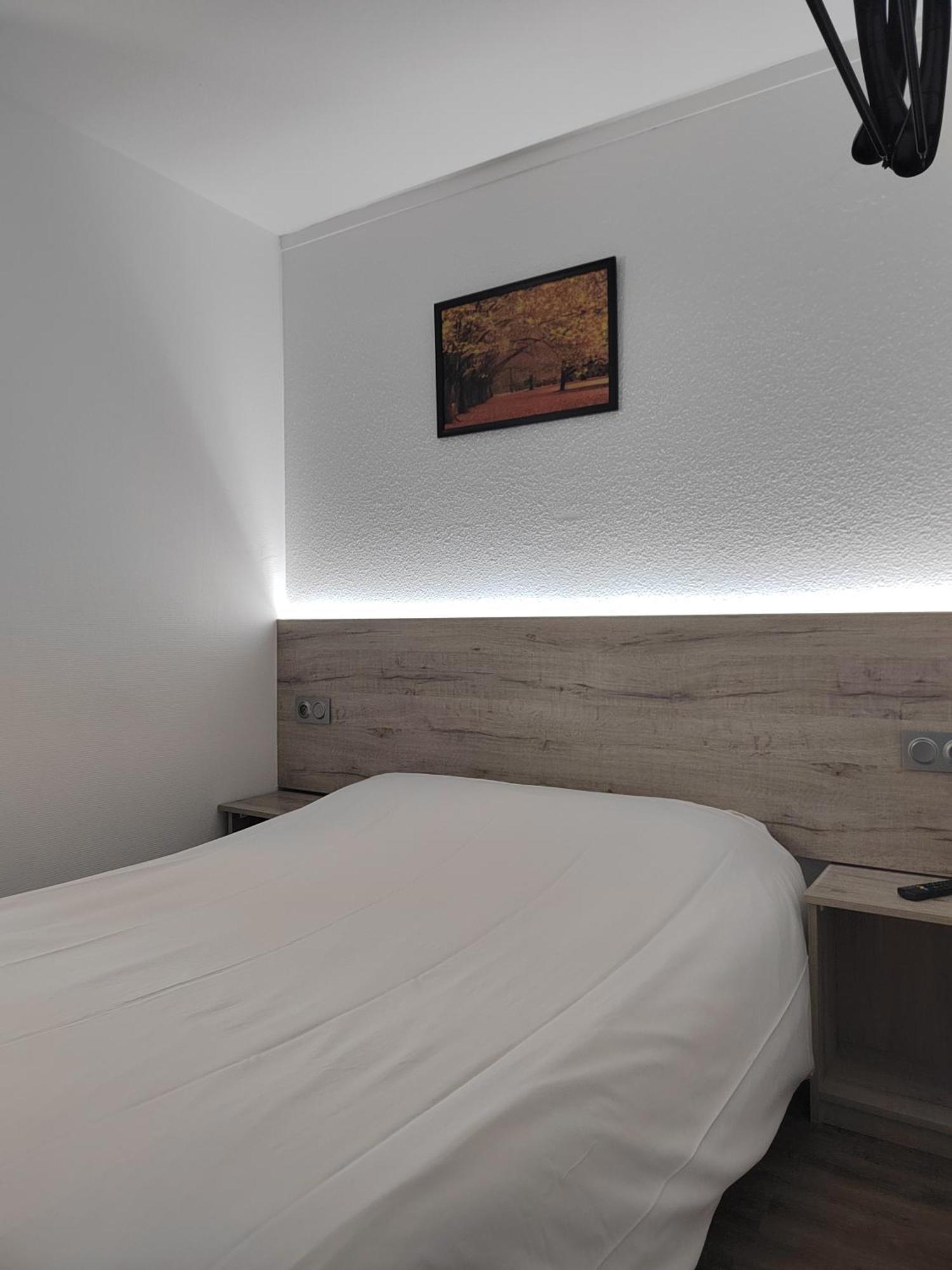 Alpha Hotel Bouafle 외부 사진