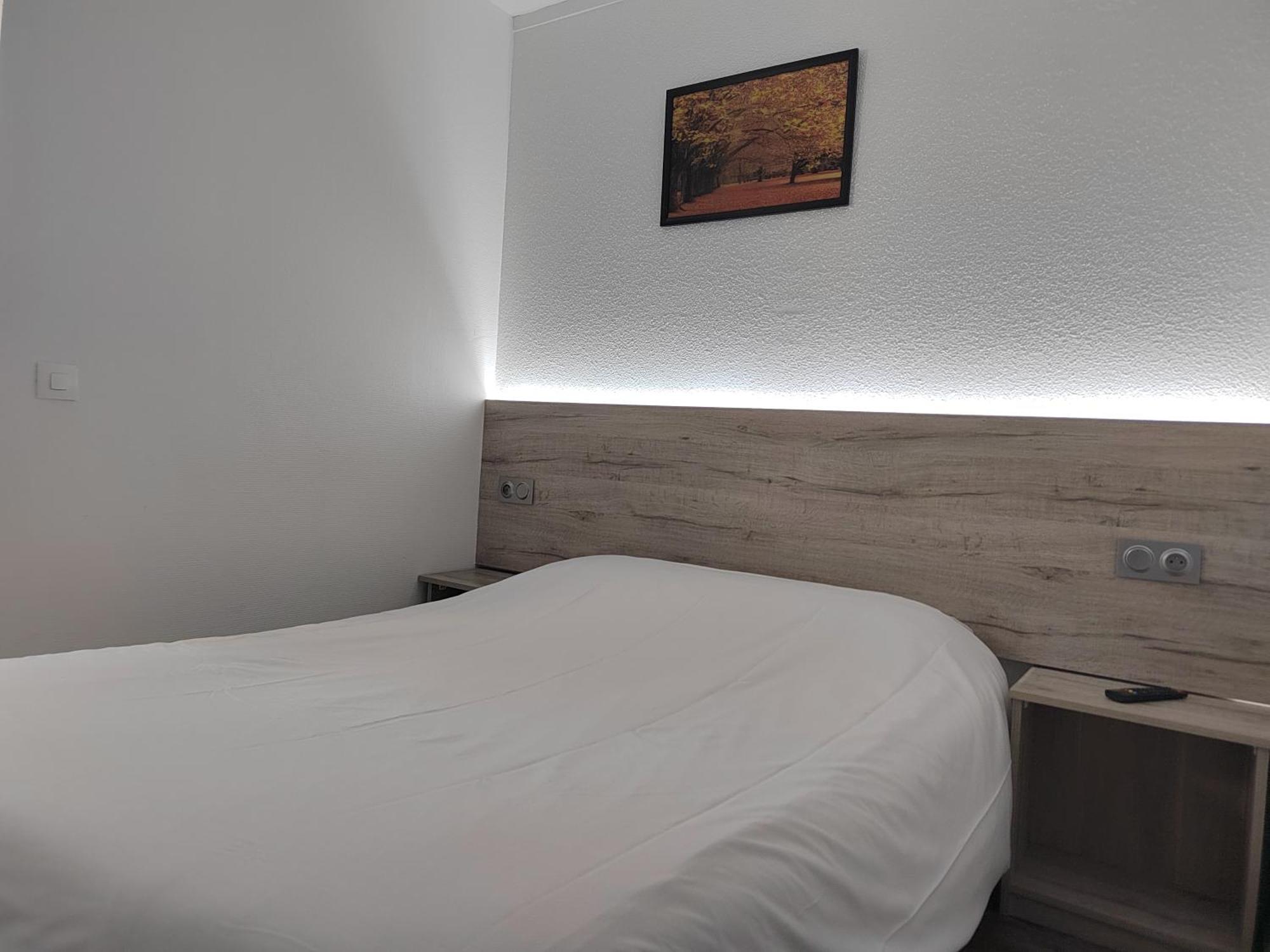 Alpha Hotel Bouafle 외부 사진