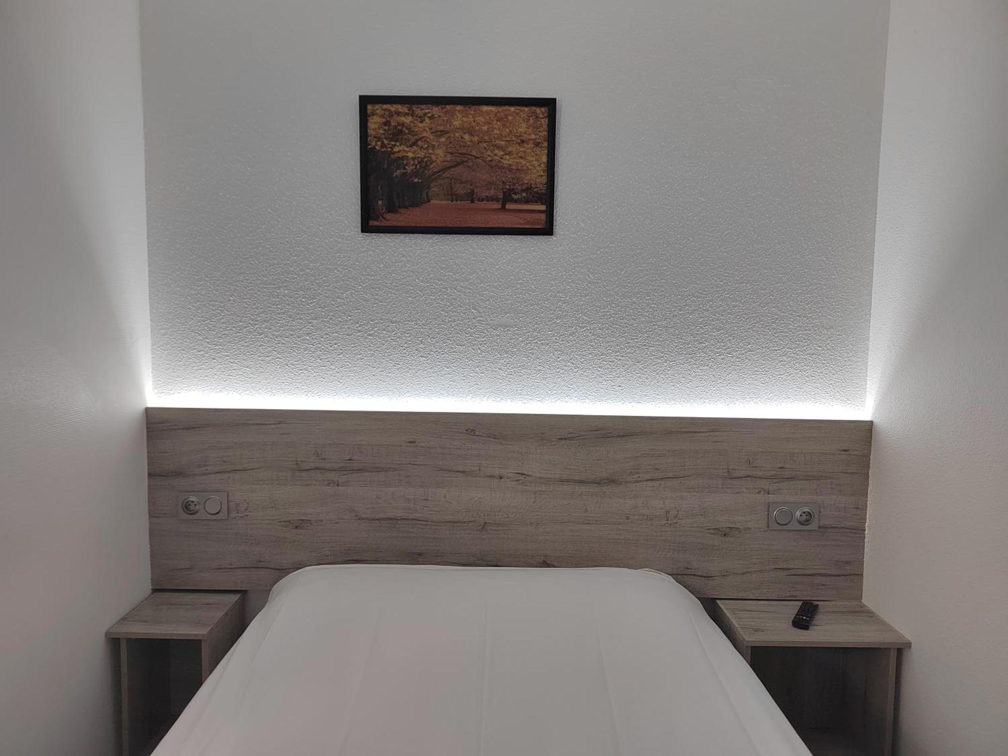 Alpha Hotel Bouafle 외부 사진